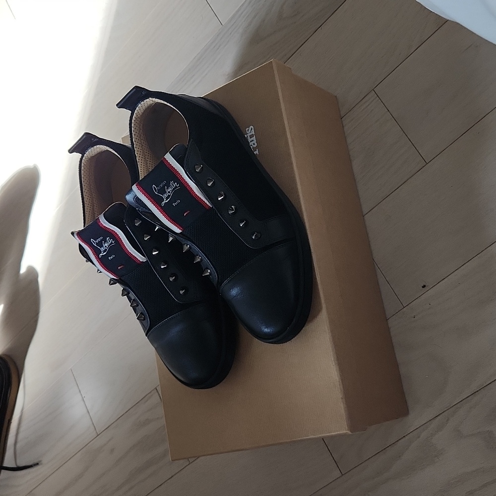Louboutin F.A.V. size 40